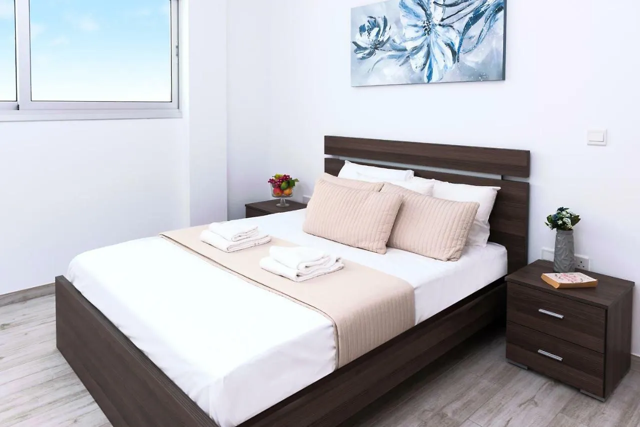 Villa Roberta Aya Napa Kıbrıs